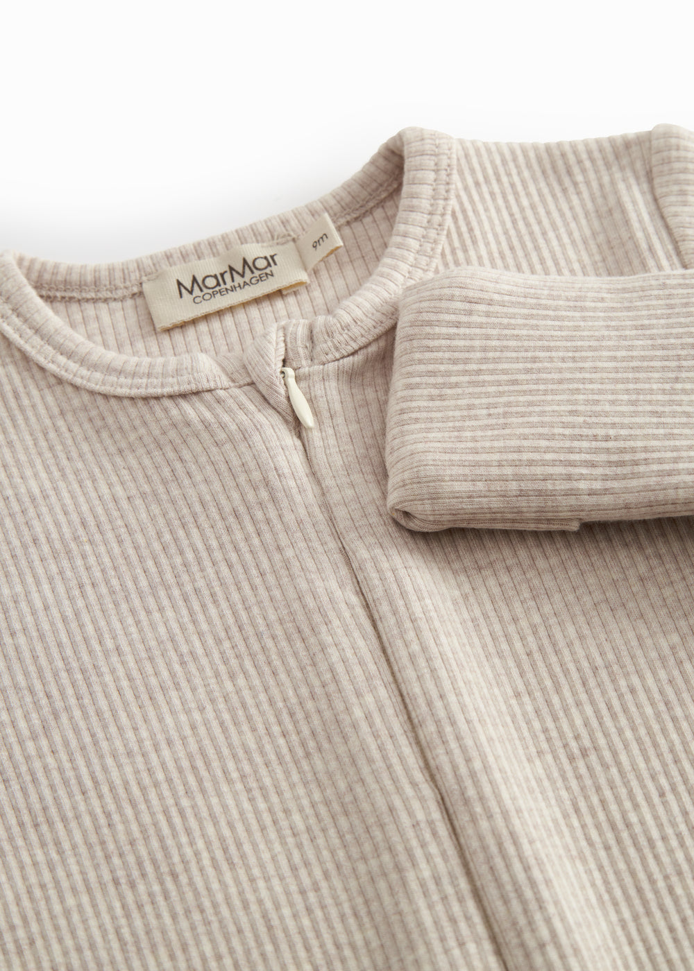 Beige langærmet modal heldragt til baby