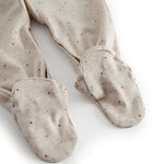 Beige langærmet baby heldragt med fødder