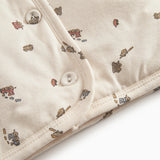 Vatteret jakke til nyfødt og baby med hætte, knaplukning og togmønster