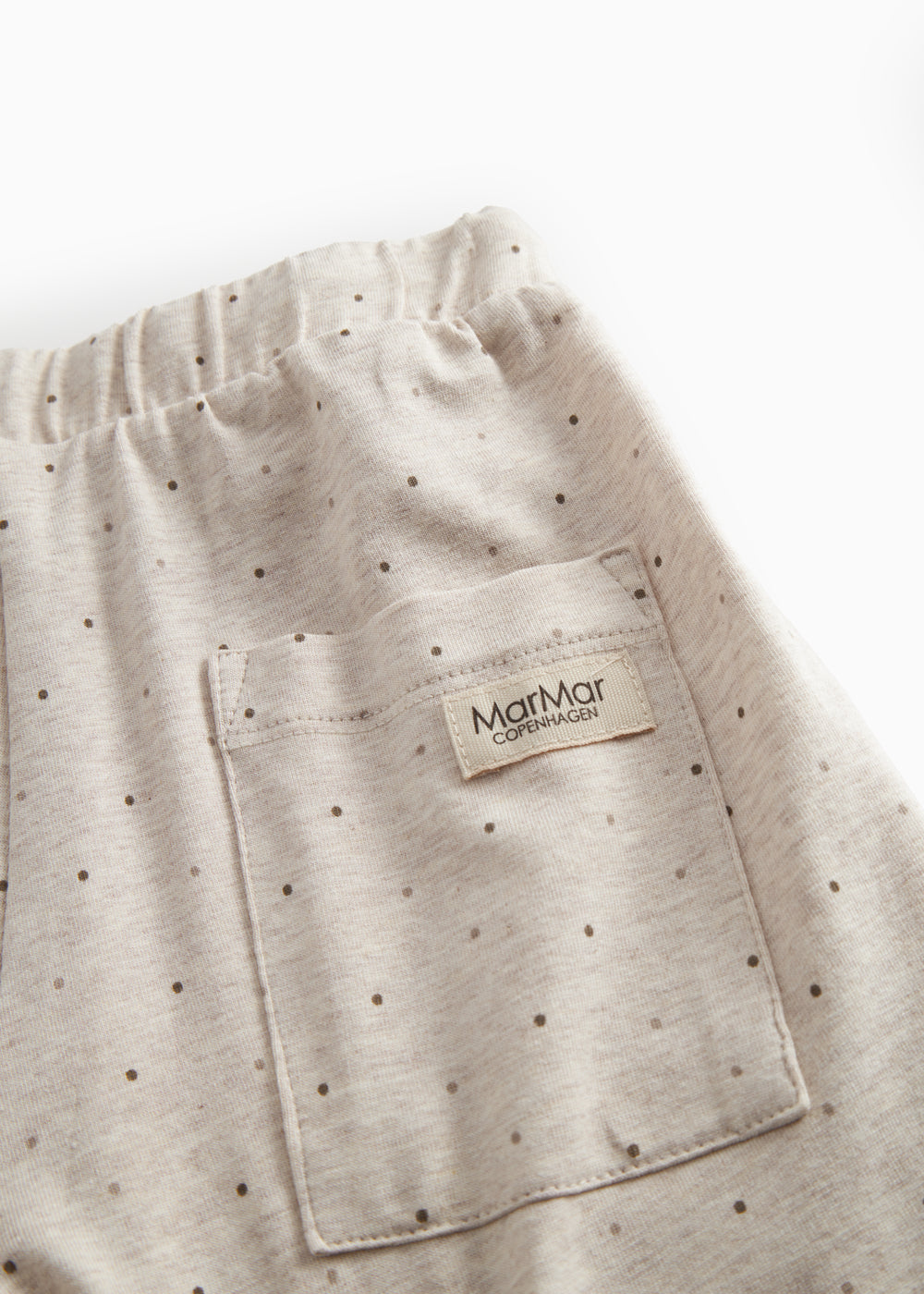 Børne shorts med fint print, bred elastik samt bindebånd i taljen