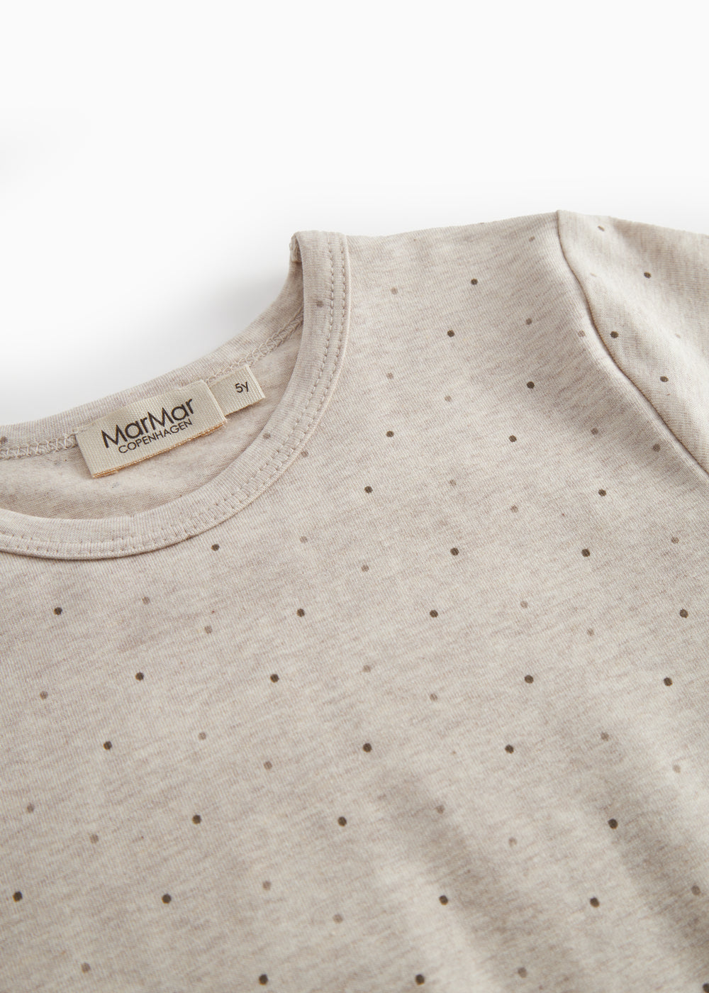 Beige kortærmet t-shirt til børn med et fint print