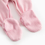 Langærmet baby heldragt med fødder og lyserøde striber