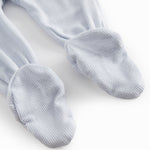 Lyseblå bukser med fødder til de nyfødte