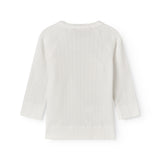 Langærmet pointelle bluse til nyfødte med slå-om-lukning