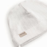 Ensfarvet hvid babyhue