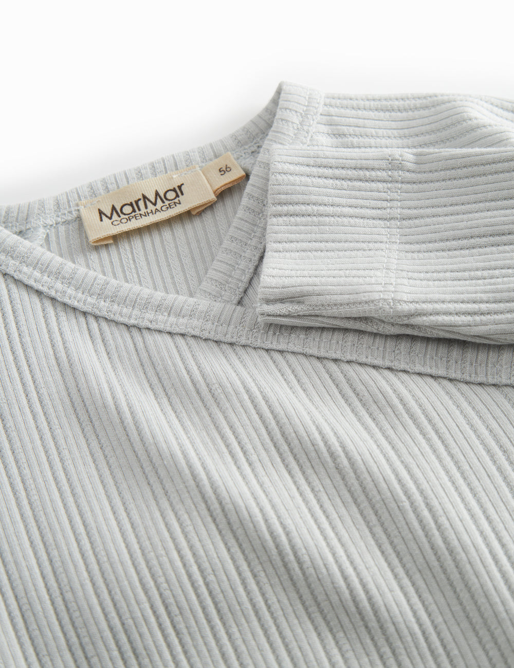 Lysegrøn langærmet pointelle heldragt med slå-om-lukning til nyfødte