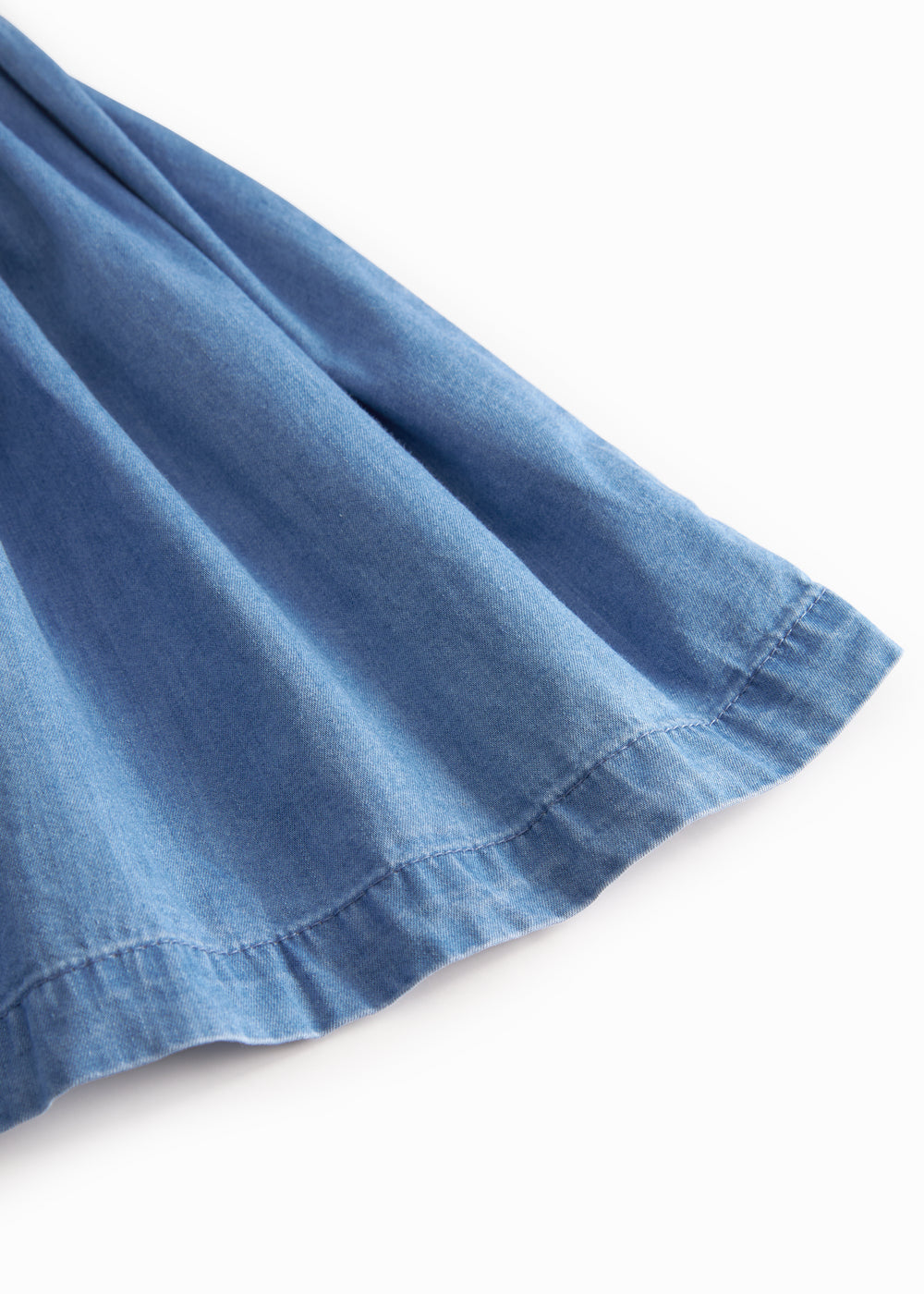 Blå baby denimkjole uden ærmer med krave, knapper og lommer