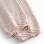 Lyserøde baby strikbukser med fint hulmønster