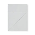 Lysegrøn baby striktæppe med hulmønster