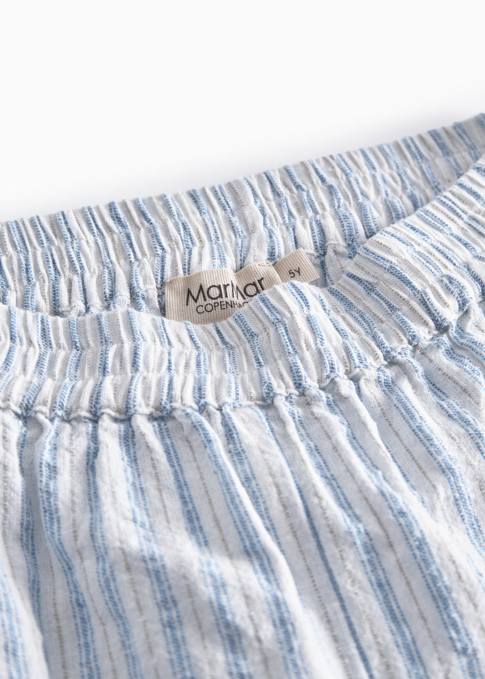 Lyseblå stribede børne shorts