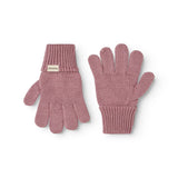 Strikhandsker i rosa-russet med ribkant og femfingersnit