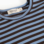 Langærmet t-shirt med rund halsudskæring og blå/mørke striber, mærkelabel