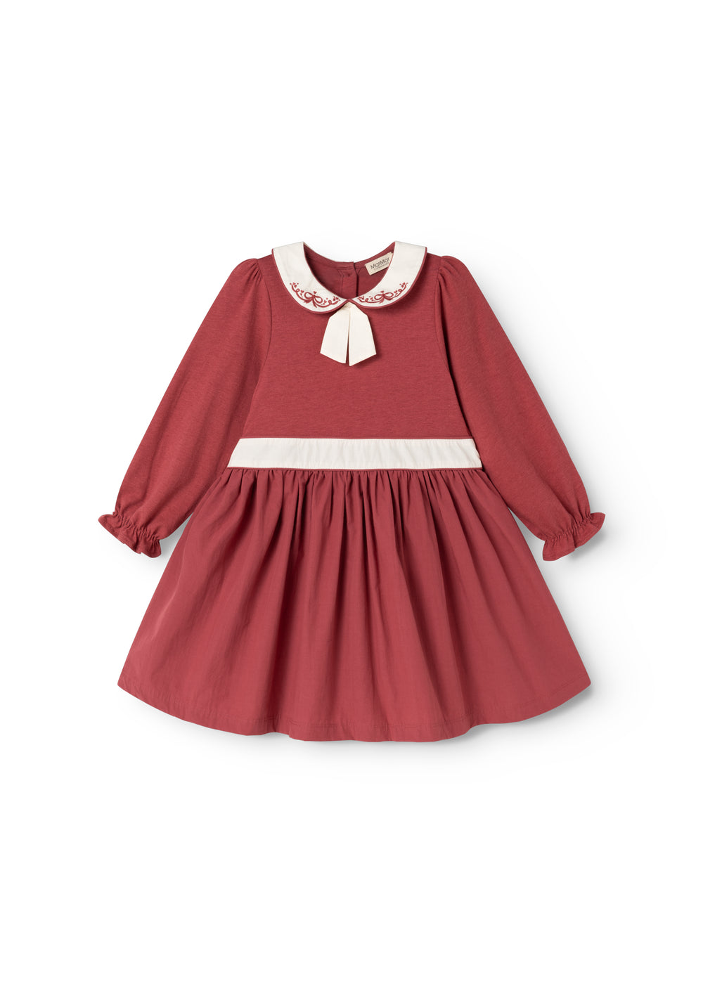 Burgundy kjole med hvid krave, broderi og sløjfedetalje, lange pufærmer.