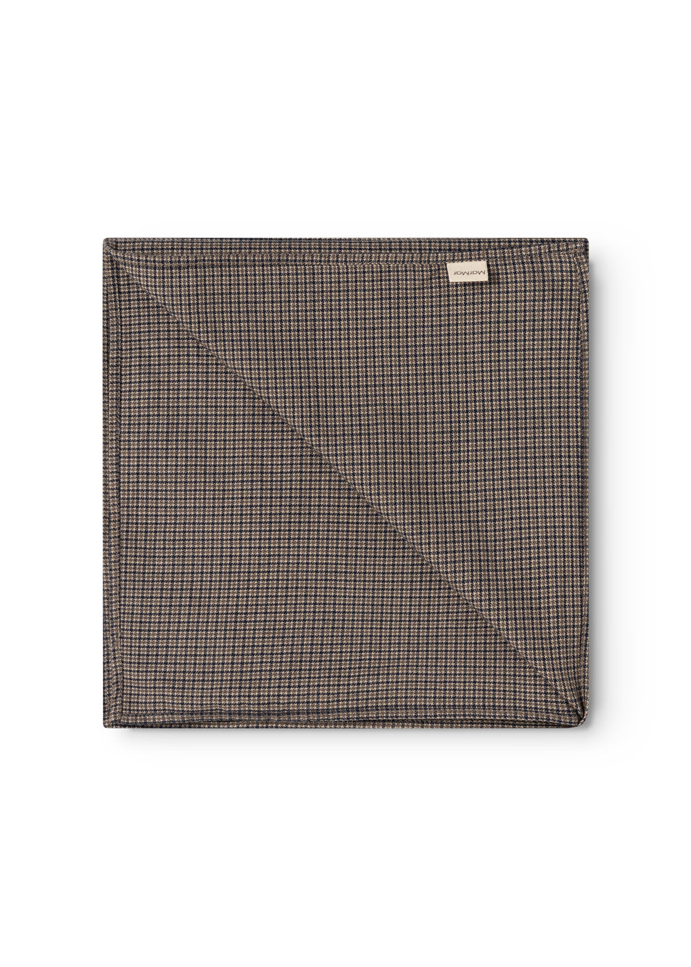 Airo tørklæde med houndstooth-tern i brun og blå, foldet firkant